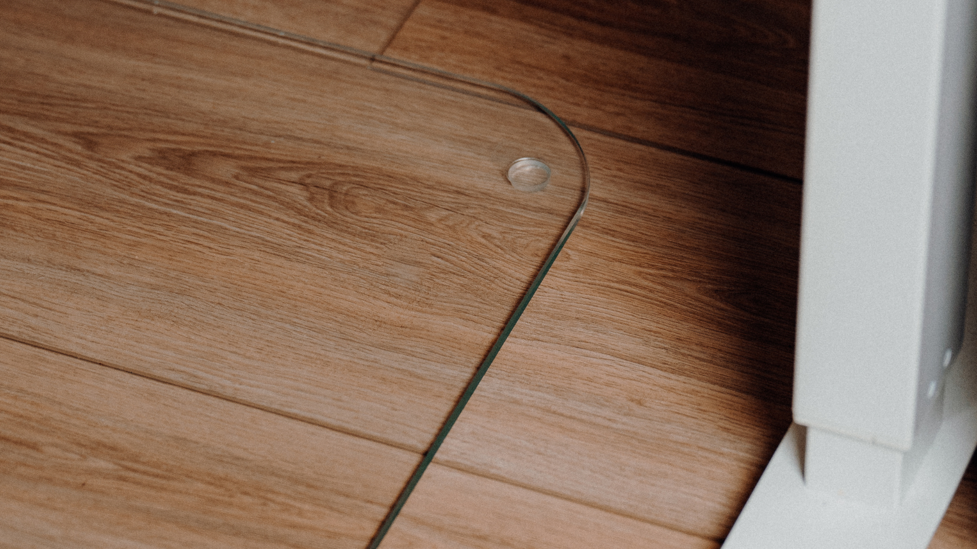 How to Create a More Plastic-Free Home Office