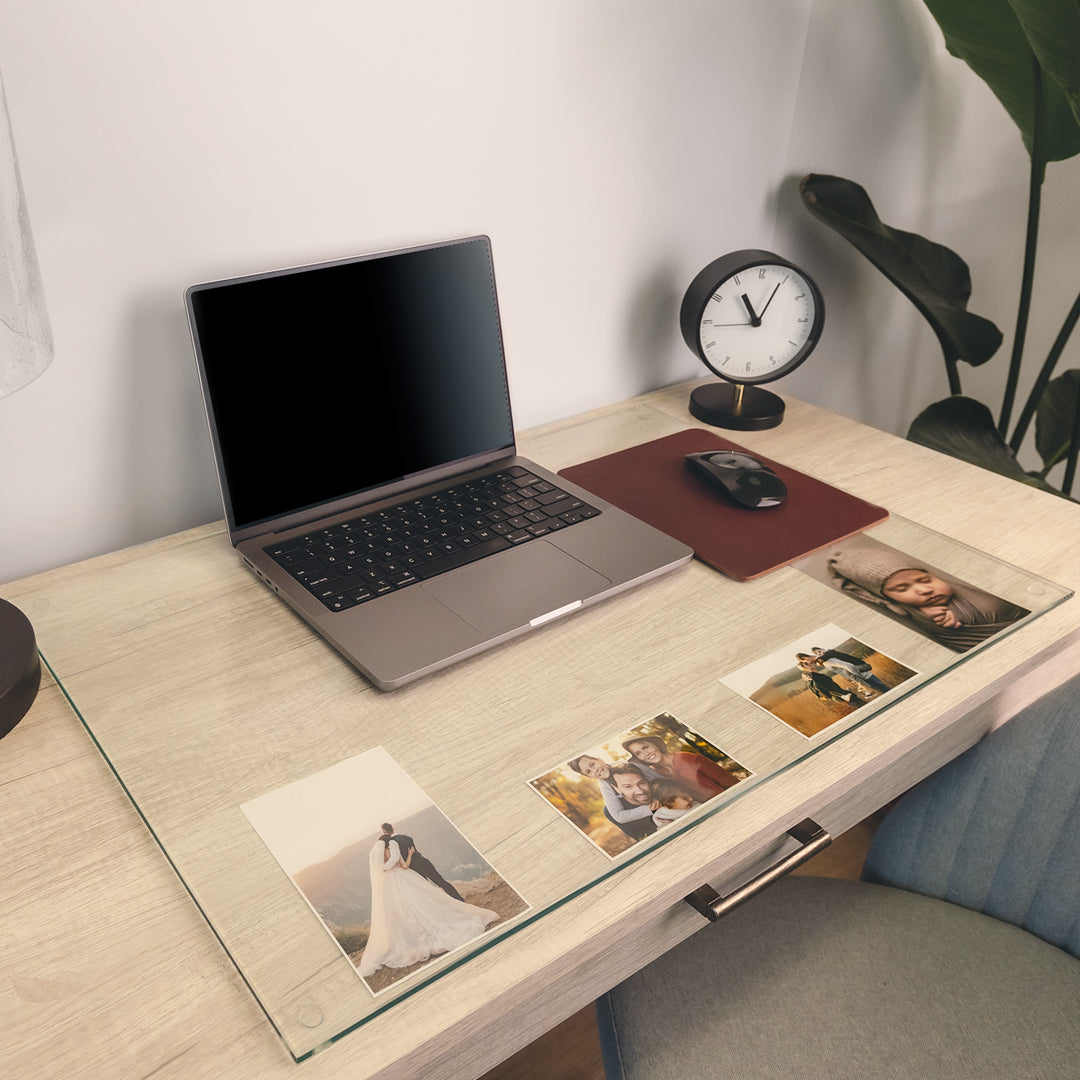 variant_title: DeskGuard | size: 18" x 28" | glass clarity: Chiaro :: alt_text: DeskGuard